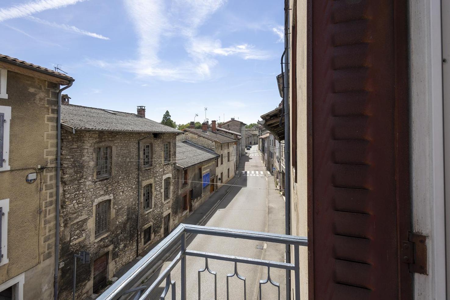 L'Emeraude - 1 A 4P - Wifi Fibre - Parking Gratuit Pont-dʼAin Exterior foto